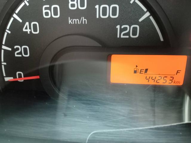 キャリイトラック ＫＣパワステ　１オーナー　スズキデュアルカメラブレーキサポート　パートタイム４ＷＤ　５速ＭＴ　車線逸脱警報　オートライト　横滑り防止　パワステ　ＡＢＳ　禁煙車（22枚目）