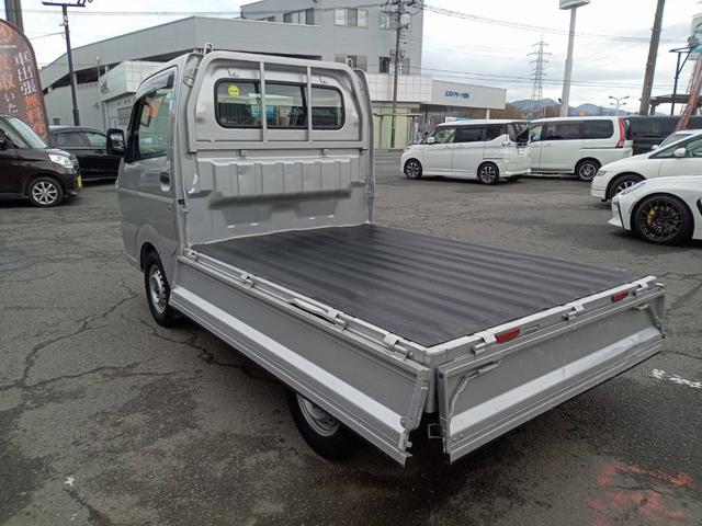 キャリイトラック ＫＣパワステ　１オーナー　スズキデュアルカメラブレーキサポート　パートタイム４ＷＤ　５速ＭＴ　車線逸脱警報　オートライト　横滑り防止　パワステ　ＡＢＳ　禁煙車（34枚目）