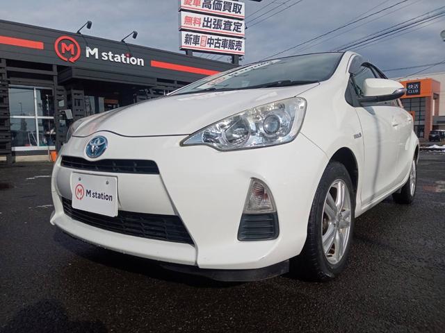 アクア S ハイブリッド 社外ナビTV オートライト 社外15インチAW 禁煙車 プッシュスタート 電動格納式ミラー(7枚目)