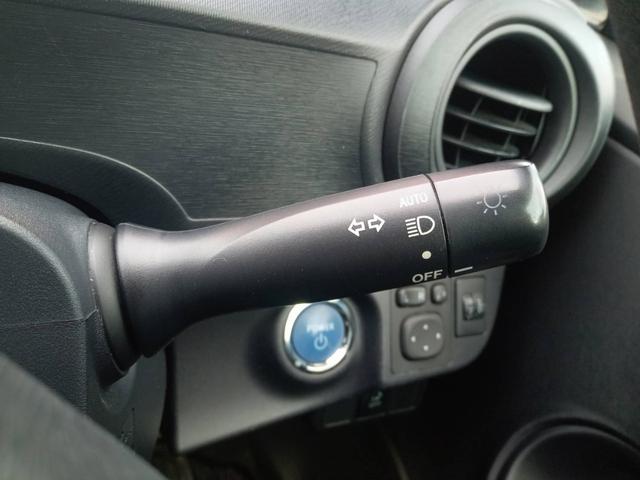 アクア S ハイブリッド 社外ナビTV オートライト 社外15インチAW 禁煙車 プッシュスタート 電動格納式ミラー(13枚目)