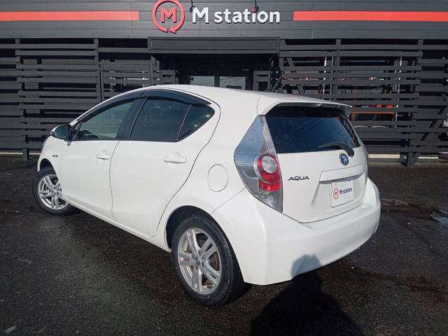 アクア S ハイブリッド 社外ナビTV オートライト 社外15インチAW 禁煙車 プッシュスタート 電動格納式ミラー(47枚目)