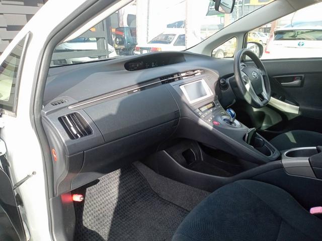 プリウス S ハイブリッド 寒冷地仕様 純正ナビ フルセグTV バックカメラ ステアリングリモコン オートライト HIDヘッドライト フロントフォグ プッシュスタート トノカバー 禁煙車(24枚目)