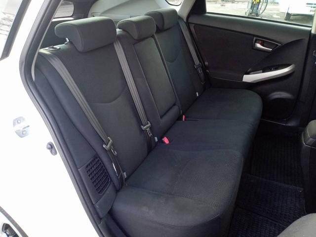 プリウス S ハイブリッド 寒冷地仕様 純正ナビ フルセグTV バックカメラ ステアリングリモコン オートライト HIDヘッドライト フロントフォグ プッシュスタート トノカバー 禁煙車(37枚目)