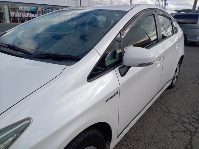 プリウス S ハイブリッド 寒冷地仕様 純正ナビ フルセグTV バックカメラ ステアリングリモコン オートライト HIDヘッドライト フロントフォグ プッシュスタート トノカバー 禁煙車(46枚目)