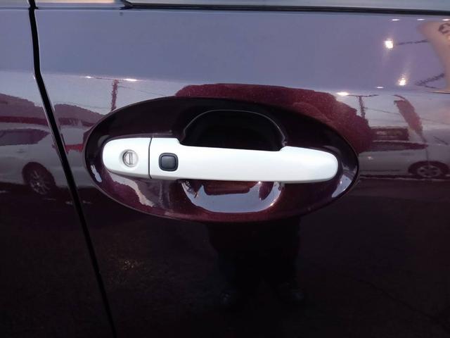 パッソ プラスハナ Gパッケージ 1オーナー 社外ナビ フルセグTV ETC Bluetooth ナノイー アイドリングストップ 横滑り防止 スマートキー 禁煙車 電動格納ミラー(9枚目)