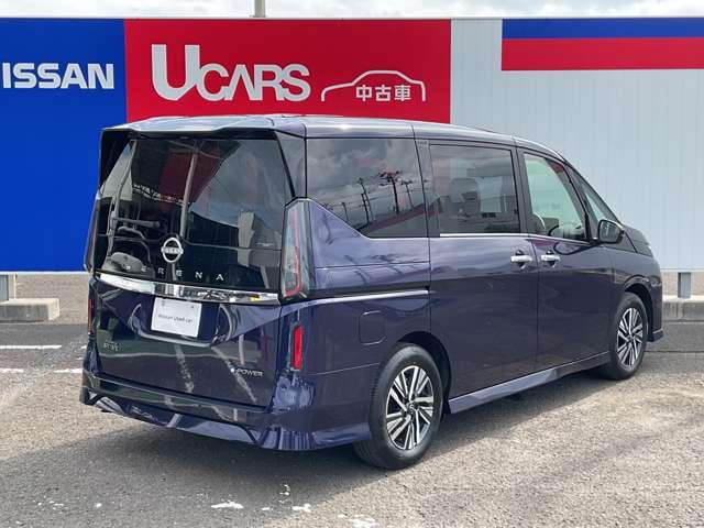 セレナ ｅ－パワー　ハイウェイスターＶ　ステップタイプ　当社社用車　プロパイロット　メーカーナビＴＶ　後席フリップダウンモニター　アラウンドビューモニター　エマージェンシーブレーキ　障害物センサー　両側電動スライド　ＬＥＤライト　ＥＴＣ（5枚目）
