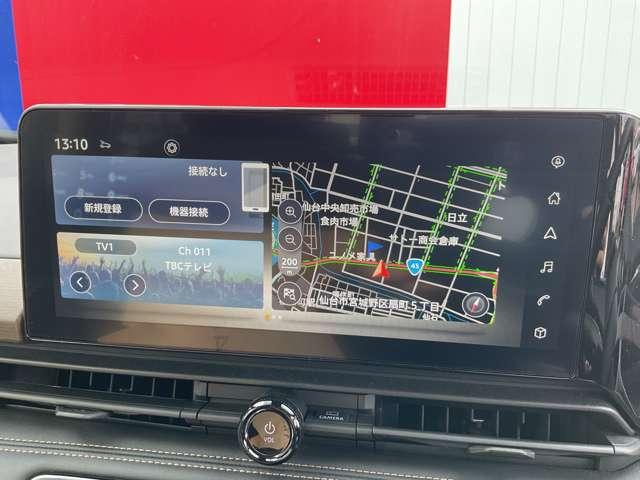 セレナ ｅ－パワー　ハイウェイスターＶ　ステップタイプ　当社社用車　プロパイロット　メーカーナビＴＶ　後席フリップダウンモニター　アラウンドビューモニター　エマージェンシーブレーキ　障害物センサー　両側電動スライド　ＬＥＤライト　ＥＴＣ（7枚目）