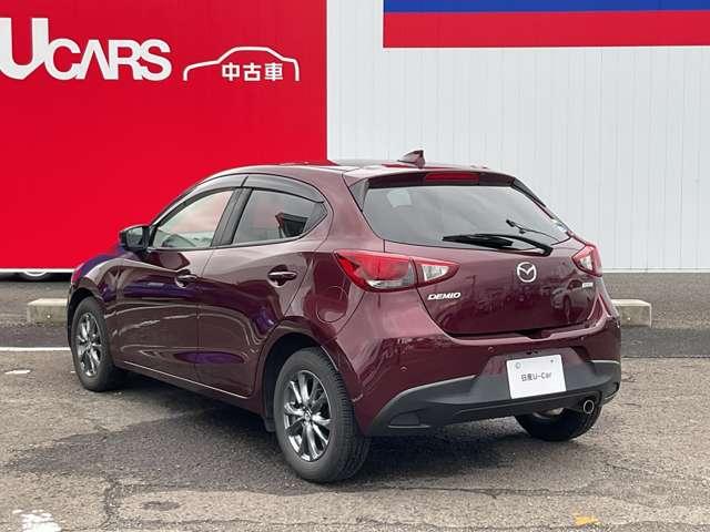 デミオ 13Sツーリング Lパッケージ 衝突軽減 純正ナビ バックカメラ クルコン アイドリングストップ 横滑り防止装置 障害物センサ- 車線逸脱警報 シートヒーター ドラレコ フルセグTV DVD再生 スマートキー LEDライト アルミ(5枚目)