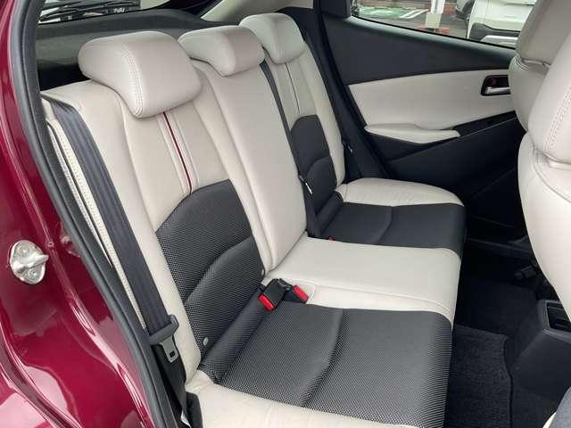 デミオ 13Sツーリング Lパッケージ 衝突軽減 純正ナビ バックカメラ クルコン アイドリングストップ 横滑り防止装置 障害物センサ- 車線逸脱警報 シートヒーター ドラレコ フルセグTV DVD再生 スマートキー LEDライト アルミ(17枚目)