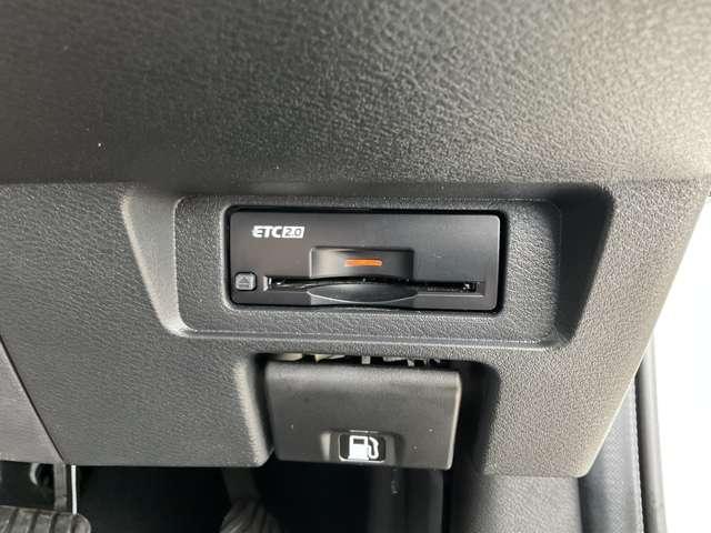 ノート X プロパイロット メーカーナビ 360°モニタ- 障害物センサー スマートミラー 車線逸脱警報 オートマチックハイビーム シートヒーター ETC フルセグTV インテリキー LEDライト 社外アルミ(17枚目)