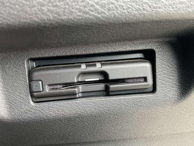 キックス Ｘ　プロパイロット　ワイドナビＴＶ　バックカメラ　障害物センサー　車線逸脱警報　シートヒーター　ドライブレコーダー　フルセグＴＶ　ＤＶＤ再生　インテリジェントキ－　ＬＥＤライト　純正アルミ　ワンオーナー（14枚目）