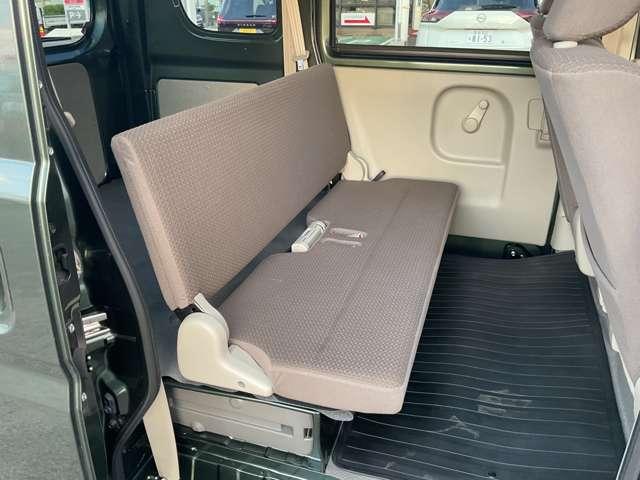 クリッパーバン ＤＸ　ＧＬパッケージ　４ＷＤ　衝突軽減　純正ＣＤ　キーレスキー　ワンオーナ－　アイドリングストップ　横滑り防止装置　障害物センサー　オートマチックハイビーム　両側スライドドア　ＬＥＤライト　前席パワーウィンドウ（13枚目）