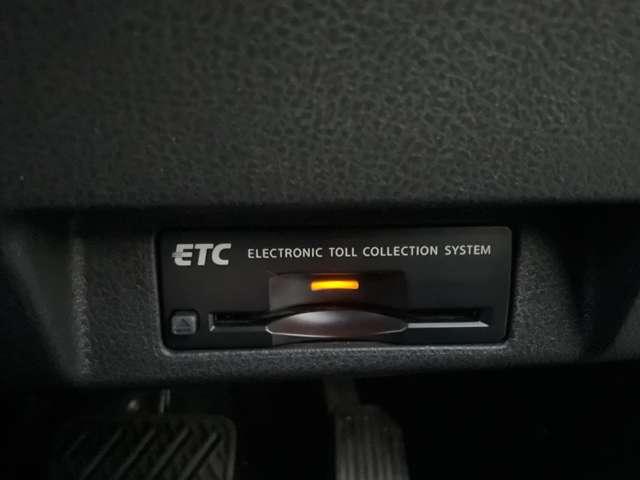 リーフ Ｘ　プロパイロット　メーカーナビ　バックカメラ　障害物センサー　車線逸脱警報　シートヒーター　ドライブレコーダー　フルセグＴＶ　ＤＶＤ再生　インテリキー　ＬＥＤライト　ＥＴＣ　純正アルミ　横滑り防止装置（14枚目）