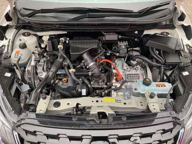 キックス Ｘ　ツートーンインテリアエディション　社用車ＵＰ　プロパイロット　ワイドナビＴＶ　ＥＴＣ　エマージェンシーブレーキ　アラウンドビューモニター　障害物センサー　スマートミラー　シートヒーター　ドラレコ　インテリキー　ＬＥＤライト　ＤＶＤ再生（20枚目）