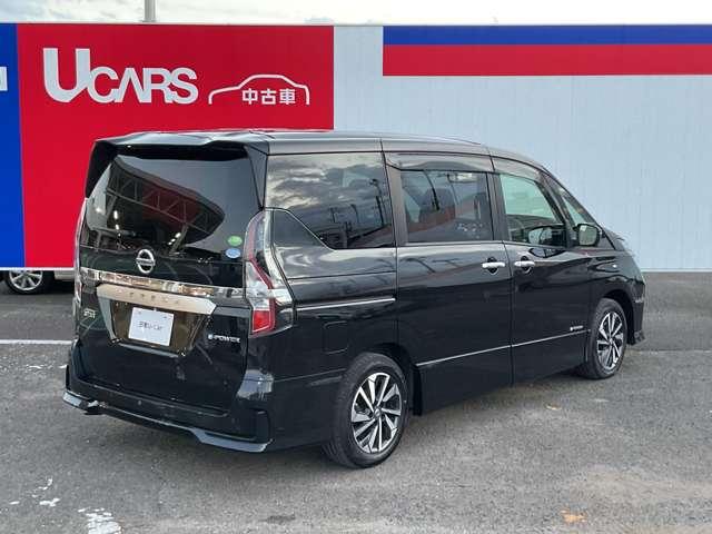 セレナ ｅ－パワー　ハイウェイスターＶ　プロパイロット　ワイドナビＴＶ　後席モニター　エマージェンシーブレーキ　アラウンドビューモニター　障害物センサー　スマートミラー　ドラレコ　ＥＴＣ　ワンオーナー　両側電動スライドドア　ＬＥＤライト（5枚目）