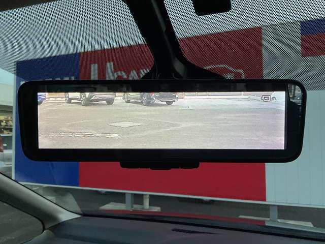 セレナ ｅ－パワー　ハイウェイスターＶ　プロパイロット　ワイドナビＴＶ　後席モニター　エマージェンシーブレーキ　アラウンドビューモニター　障害物センサー　スマートミラー　ドラレコ　ＥＴＣ　ワンオーナー　両側電動スライドドア　ＬＥＤライト（12枚目）