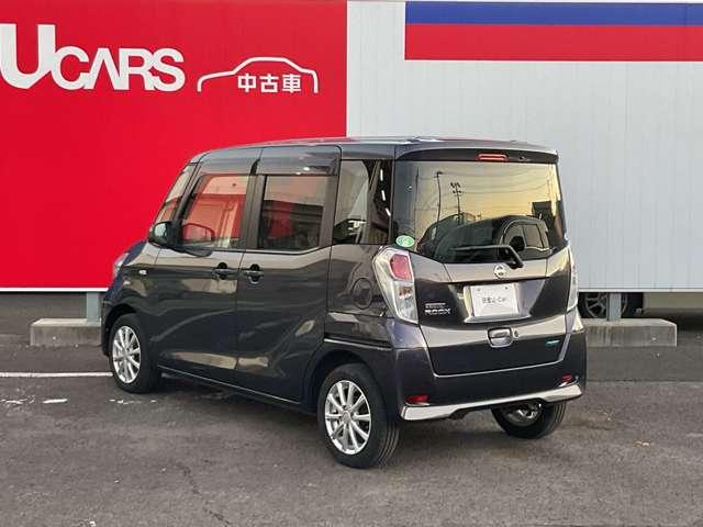 デイズルークス Ｘ　Ｖセレクション＋セーフティＩＩ　４ＷＤ　衝突軽減　ナビ　３６０°モニター　ワンオーナー　アイドリングストップ　横滑り防止装置　シートヒーター　フルセグＴＶ　ＤＶＤ再生　インテリジェントキー　左電動スライドドア　社外アルミ　寒冷地仕様（5枚目）