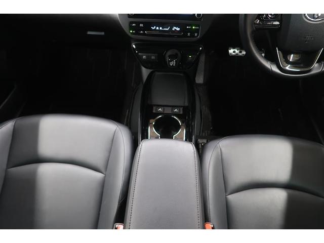 プリウス Ｓツーリングセレクション・ブラックエディション　４ＷＤ　フルセグ　ミュージックプレイヤー接続可　バックカメラ　衝突被害軽減システム　ＥＴＣ　ドラレコ　ＬＥＤヘッドランプ　ワンオーナー　記録簿（24枚目）