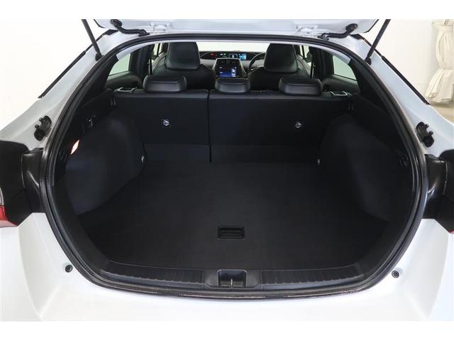 プリウス Ｓツーリングセレクション・ブラックエディション　４ＷＤ　フルセグ　ミュージックプレイヤー接続可　バックカメラ　衝突被害軽減システム　ＥＴＣ　ドラレコ　ＬＥＤヘッドランプ　ワンオーナー　記録簿（30枚目）