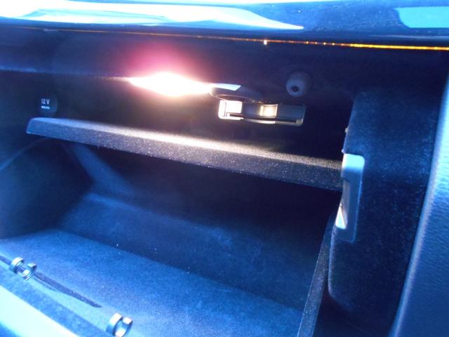 Eクラスステーションワゴン E350ブルテックステーションワゴンアバンG サンルーフ レザーシート ディーゼル シートヒーター パワーシート(16枚目)