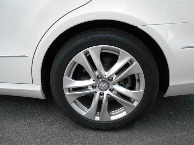 Eクラスステーションワゴン E350ブルテックステーションワゴンアバンG サンルーフ レザーシート ディーゼル シートヒーター パワーシート(17枚目)