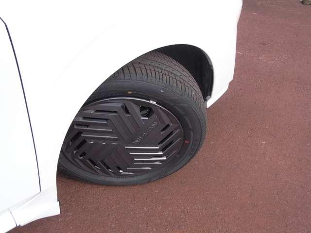 ノート １．２　Ｘ　・試乗車ＵＰ　・メーカーＯＰ　アダプティブＬＥ（5枚目）