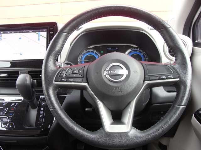 デイズ 660 X 4WD ・試乗車UP ・メーカーOP インテリジェン(3枚目)