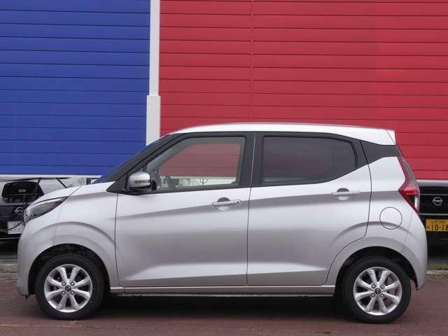 デイズ 660 X 4WD ・試乗車UP ・メーカーOP インテリジェン(6枚目)