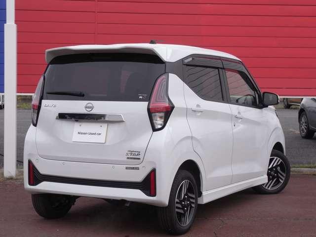 デイズ ６６０　ハイウェイスターＸ　プロパイロット　エディション　４ＷＤ　・ディーラーＯＰ　純正９インチ大型ナビ（2枚目）