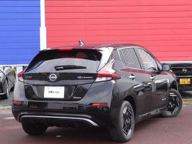 リーフ ｅ＋　Ｘ　・試乗車ＵＰ　・メーカーＯＰ（2枚目）