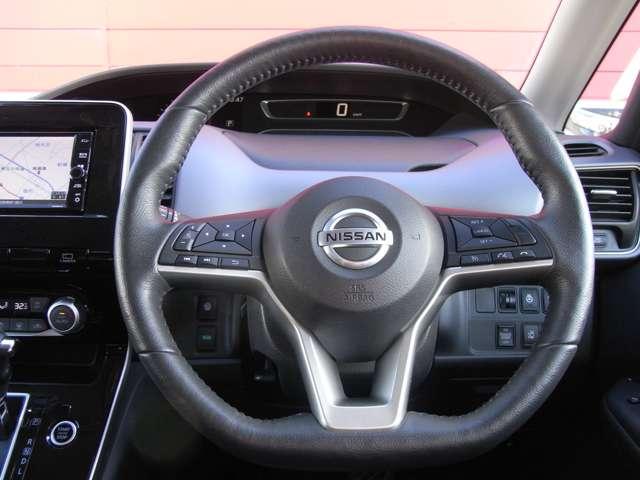 セレナ 2.0 XV 4WD ・メーカーOP(3枚目)