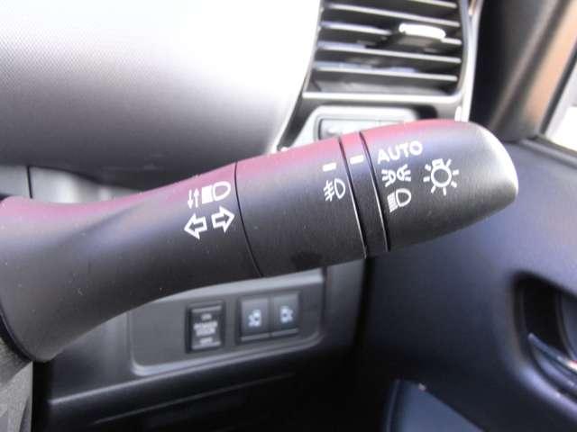 セレナ 2.0 XV 4WD ・メーカーOP(15枚目)