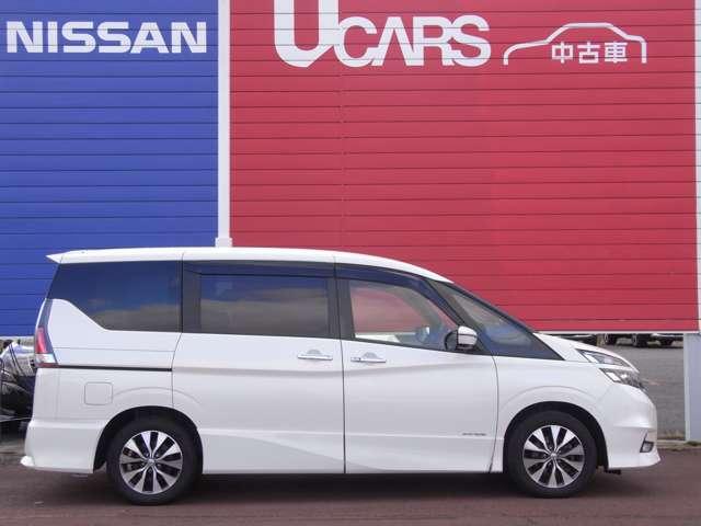 セレナ ２．０　ハイウェイスター　ＶセレクションＩＩ　・ディーラーＯＰ（8枚目）