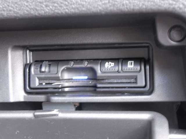 セレナ ２．０　ハイウェイスター　ＶセレクションＩＩ　・ディーラーＯＰ（16枚目）