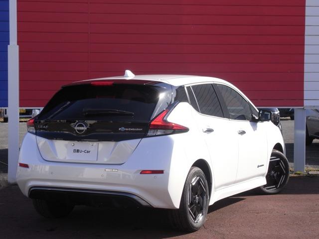 リーフ ｅ＋　Ｘ　・試乗車ＵＰ　・メーカーＯＰ（2枚目）
