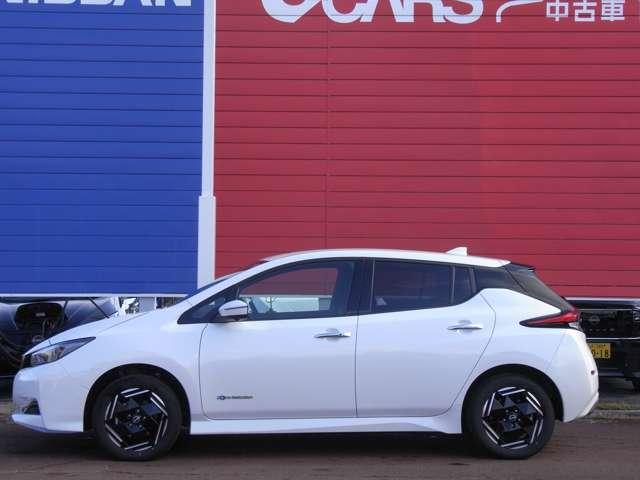 リーフ ｅ＋　Ｘ　・試乗車ＵＰ　・メーカーＯＰ（6枚目）