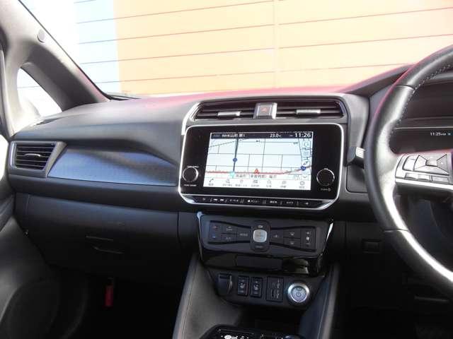 リーフ ｅ＋　Ｘ　・試乗車ＵＰ　・メーカーＯＰ（10枚目）