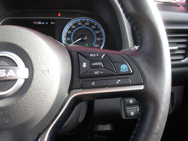 リーフ ｅ＋　Ｘ　・試乗車ＵＰ　・メーカーＯＰ（13枚目）