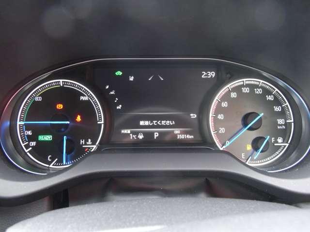 �S�̃e�C�X�g�i�b�����������^�r���������^�s���������^�r�����������j�ƂR�̃��C�A�E�g�̒�����A���D�݂ɍ��킹�ĕ\����ς�����P�Q�D�R�C���`�s�e�s�J���[���[�^�[�ł��B