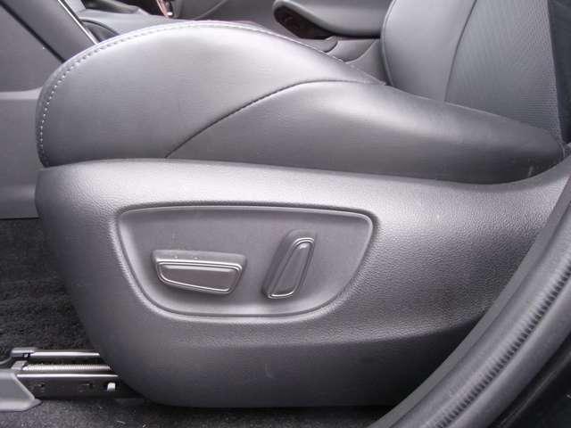 ����ȃp���[�V�[�g�̑O��X���C�h�A���N���C�j���O�������o�[�ł��B