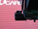 コムテック社製の前後2カメラのドライブレコーダーを搭載!前方、後方を同時に走行中の映像を鮮明に録画できます。前後車両のナンバーもくっきり見えるので、あおり運転や事故などの万一の際に役立ちます。
