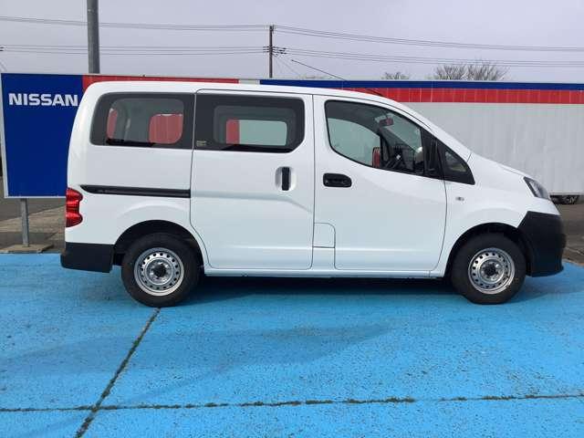 ＮＶ２００バネットバン １．６　ＤＸ　ＡＭ・ＦＭラジオ（7枚目）