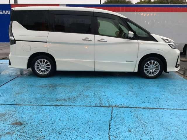セレナ 1.2 e-POWER ハイウェイスター V(14枚目)