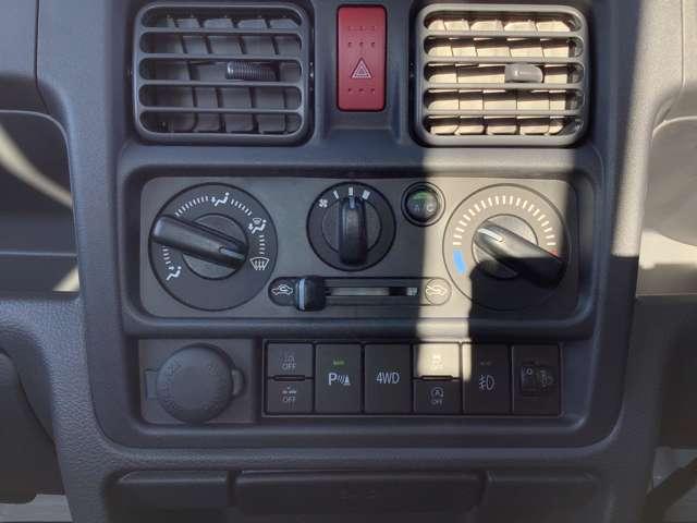 ＮＴ１００クリッパートラック ６６０　ＧＸ　４ＷＤ（8枚目）