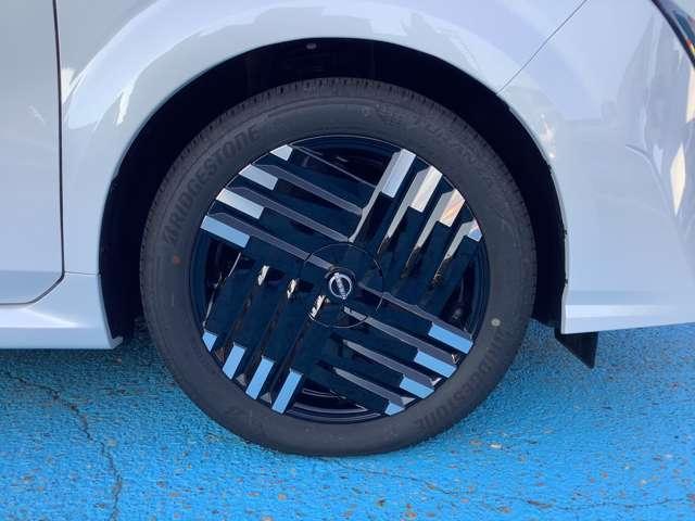 オーラ 1.2 G FOUR レザーエディション 4WD(15枚目)