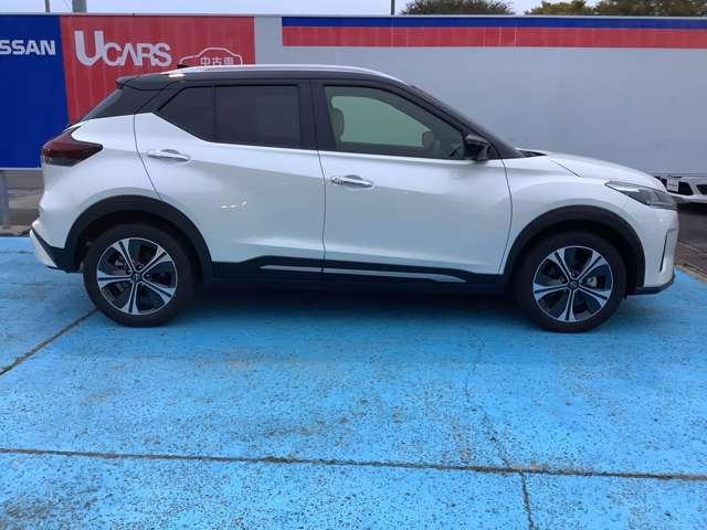 キックス 1.2 X ツートーン インテリアエディション (e-POWER)(17枚目)