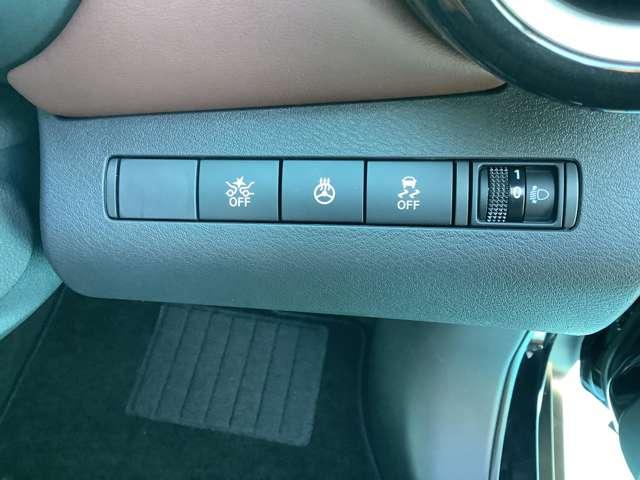 キックス 1.2 X FOUR ツートーン インテリアエディション(e-POWER) 4WD(10枚目)