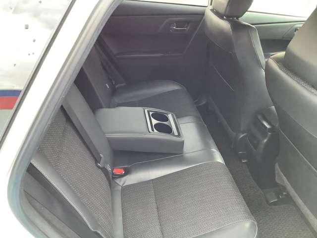 オーリス １．８　ハイブリッド（19枚目）