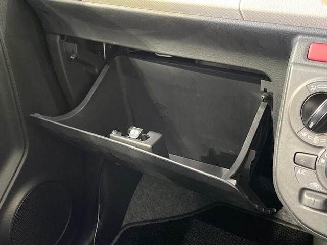 L 禁煙車 純正ナビ Bluetooth再生 フルセグTV ETC シートヒーター ドライブレコーダー DVD再生 CD再生 盗難防止装置 アイドリングストップ 横滑防止装置(32枚目)