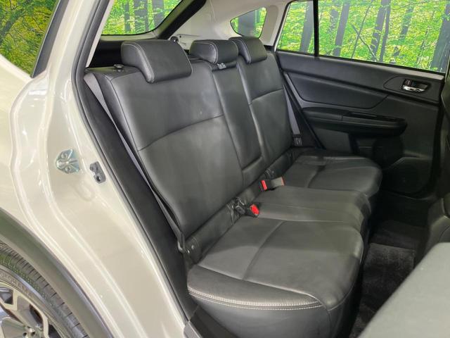 ＸＶ ２．０ｉ－Ｌ　アイサイト　４ＷＤ　衝突軽減装置　レーダークルーズ　ＳＤナビ　バックカメラ　Ｂｌｕｅｔｏｏｔｈ　フルセグ　禁煙車　パワーシート　シートヒーター　ＨＩＤヘッド　パドルシフト　オプション黒革シート　車線逸脱警報（9枚目）